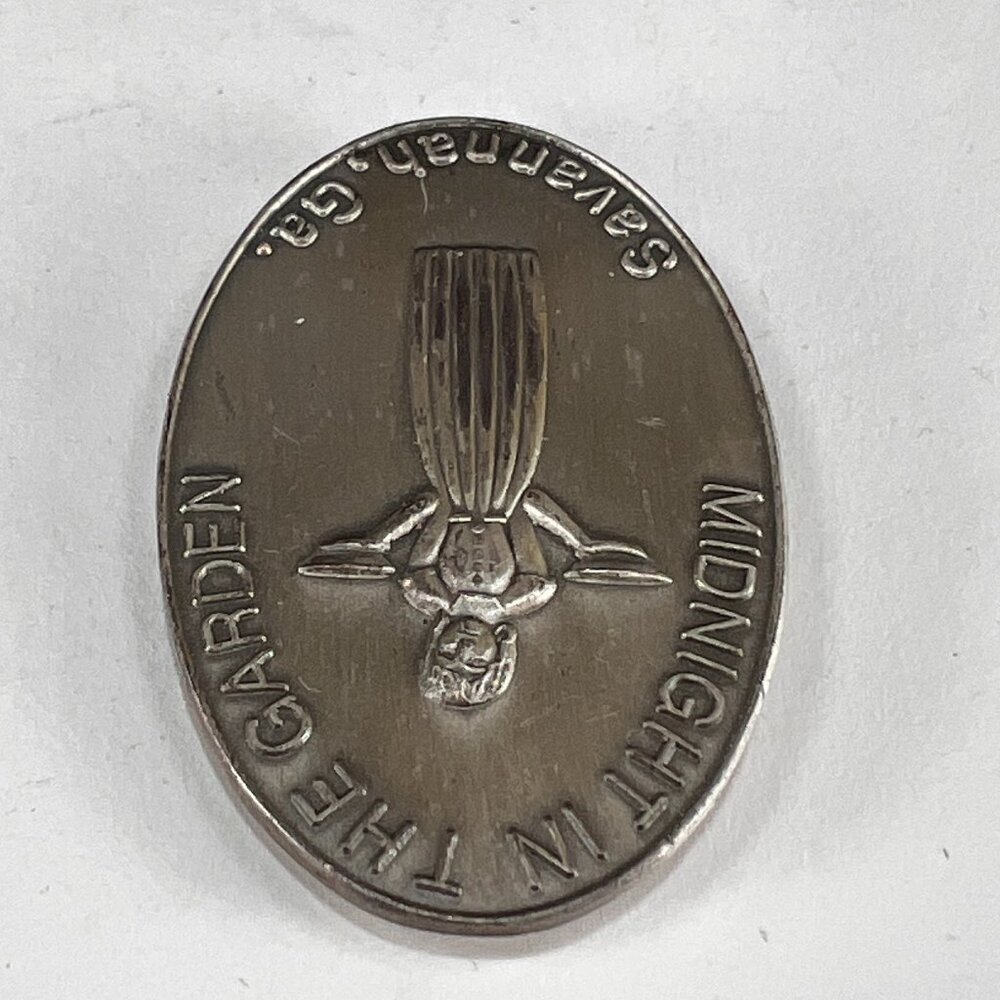 Midnight in The Garden Fridge Magnet Savannah Ga Metal Souvenir Vacation Travel - Picture 2 of 10